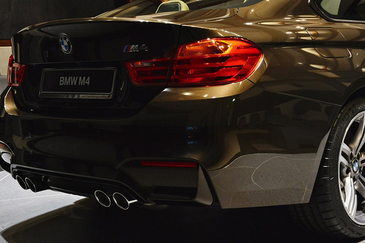 BMW M4 